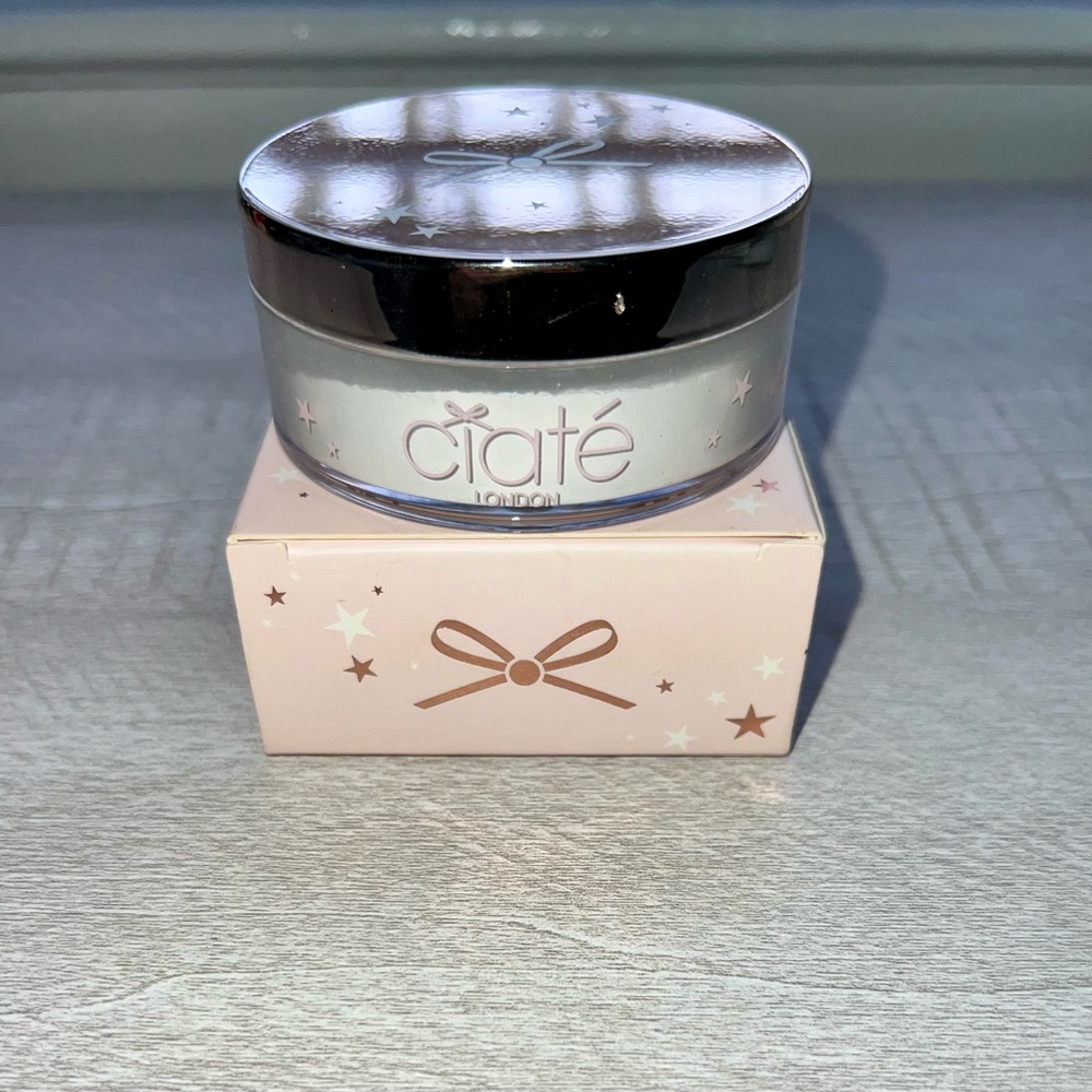 Ciaté Extraordinary Translucent Setting Powder